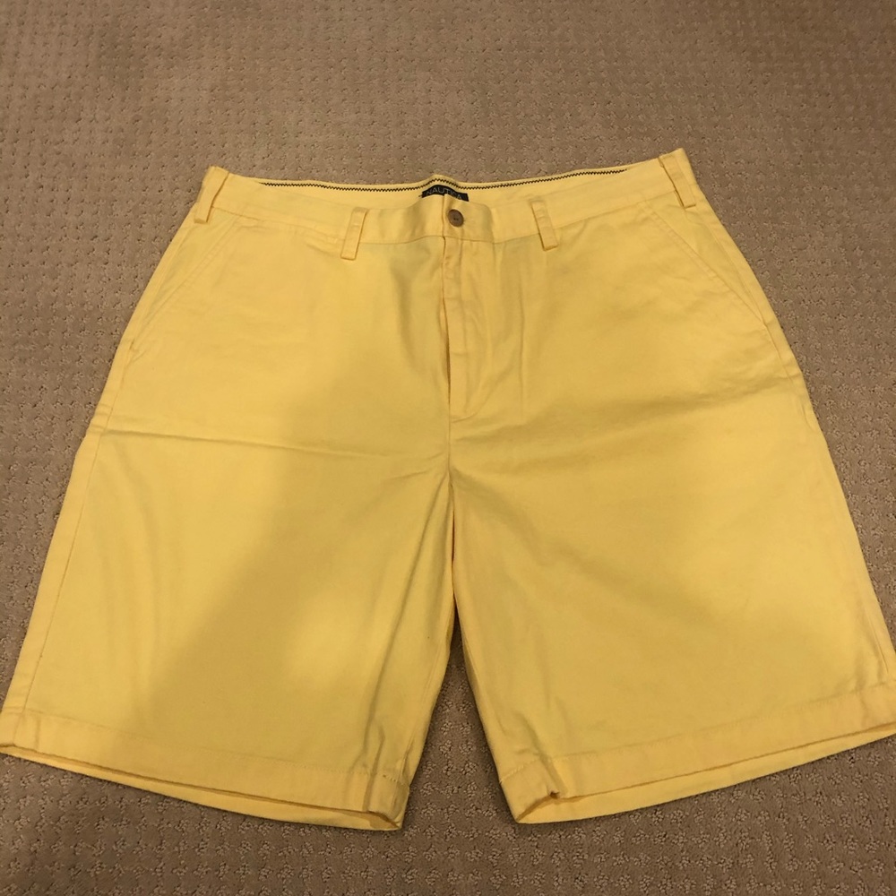 Nautica Shorts size 38